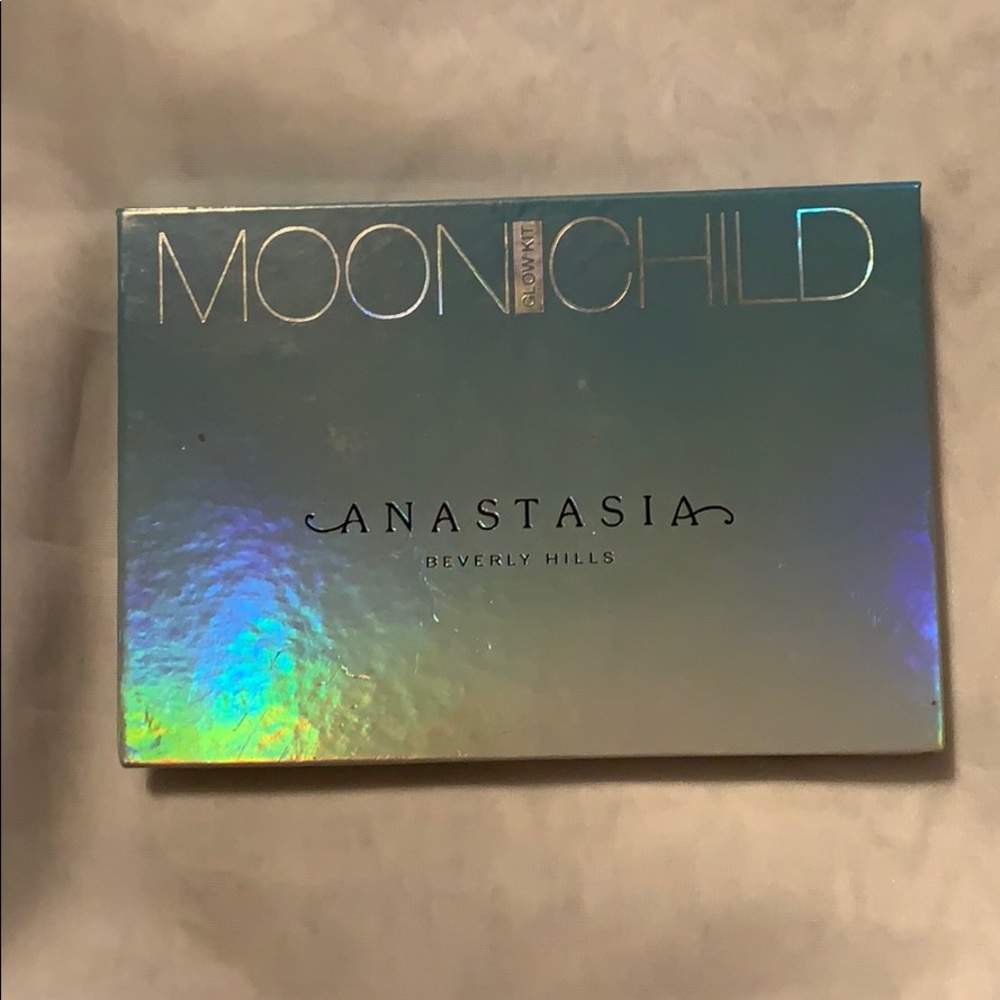 Anastasia Beverly Hills Moonchild Face Kit